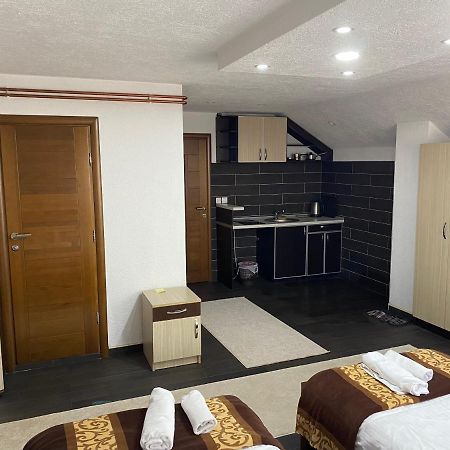 Apartmani Ambiente Плав Екстер'єр фото