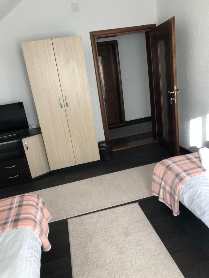 Apartmani Ambiente Плав Екстер'єр фото
