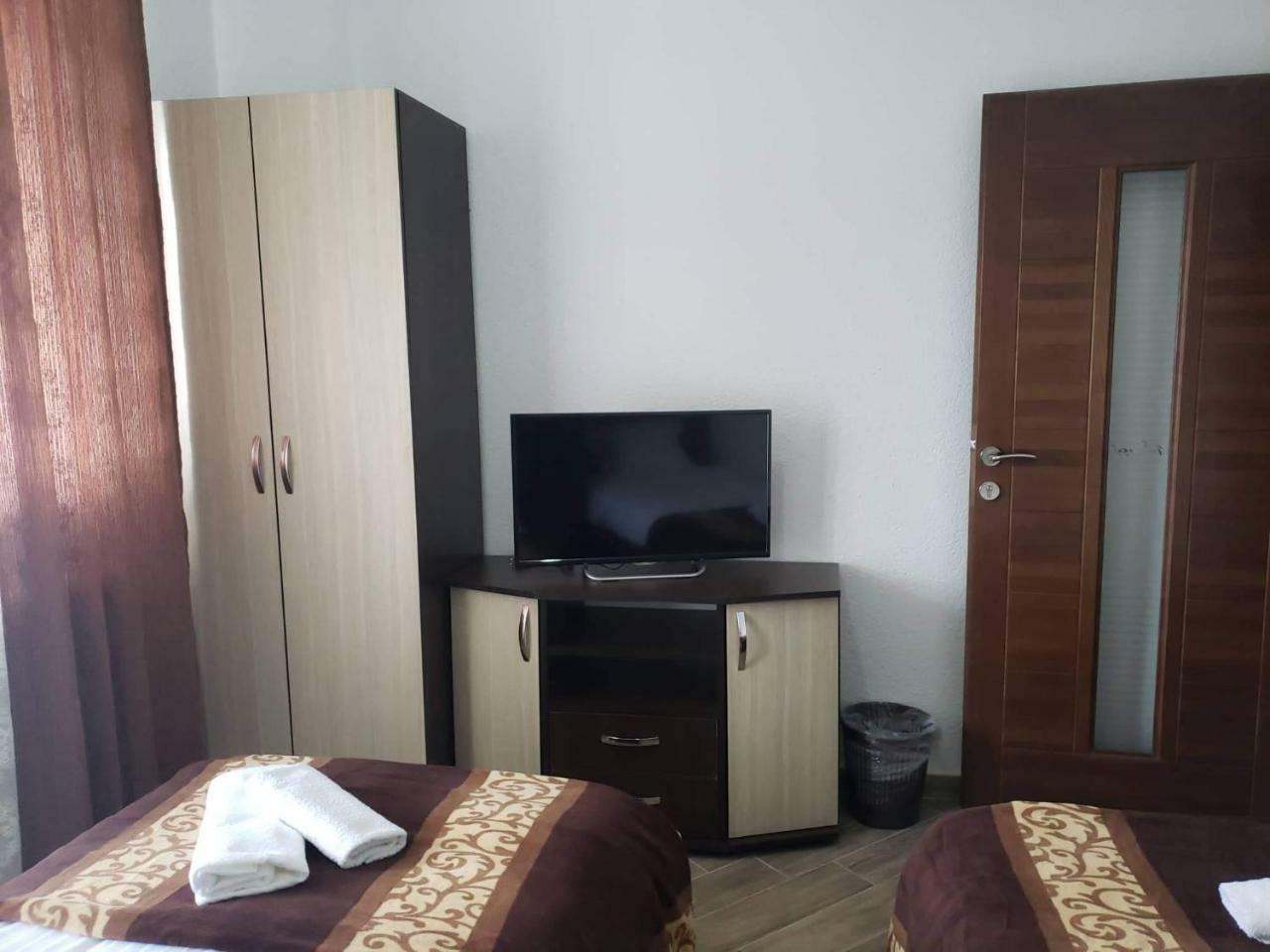 Apartmani Ambiente Плав Екстер'єр фото